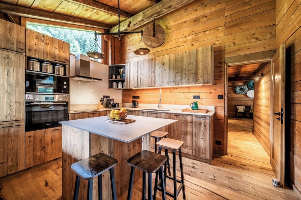 Microwave, oven, dishwasher