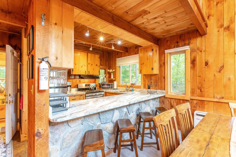 Where culinary magic happens! This kitchen is the heart of the home, perfect for creating delicious memories.