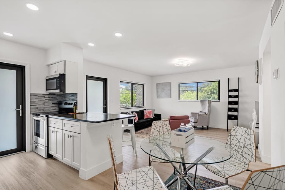 Rent 2/1 in Fort Lauderdale near Las Olas (7191)