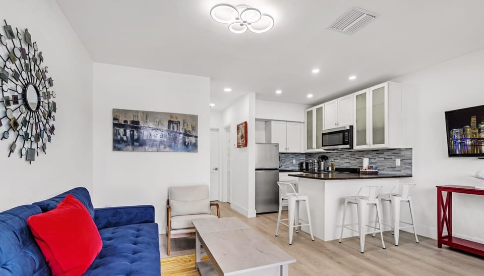 Comfort and Space 1/1 Fort Lauderdale Miami (7801)