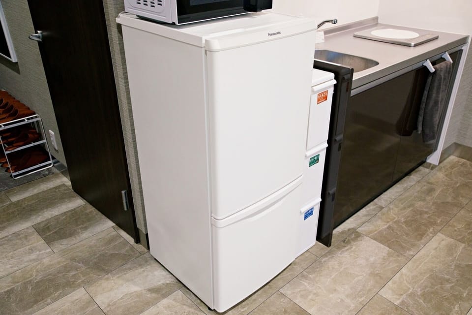 There is a large refrigerator, so you can cook your own meals.