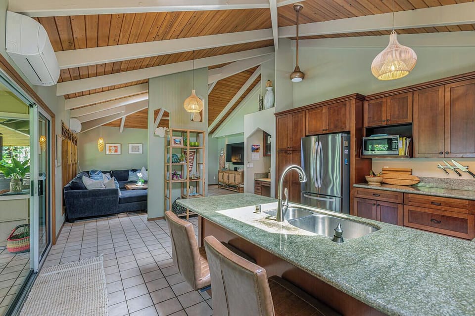 Kitchen with bar seating