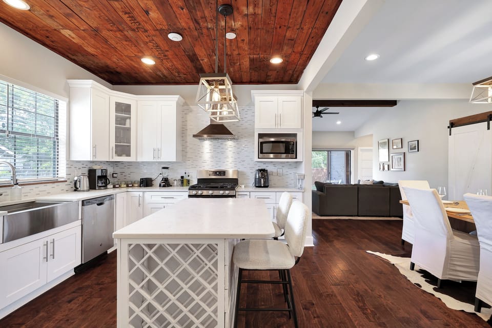 The kitchen island provides ample space for maximum convenience and functionality!