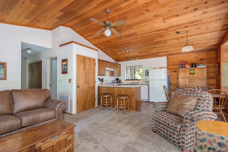 Great Room 4