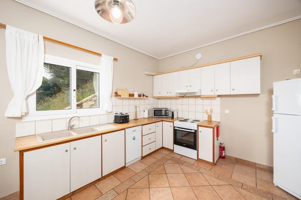 Equipped kitchen