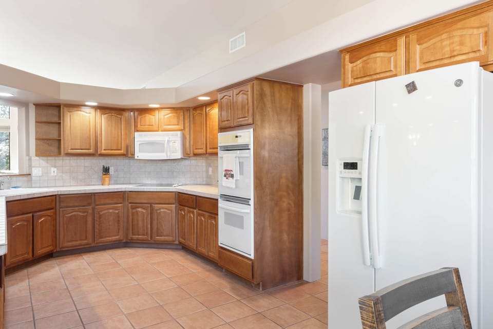 Fully equipped kitchen