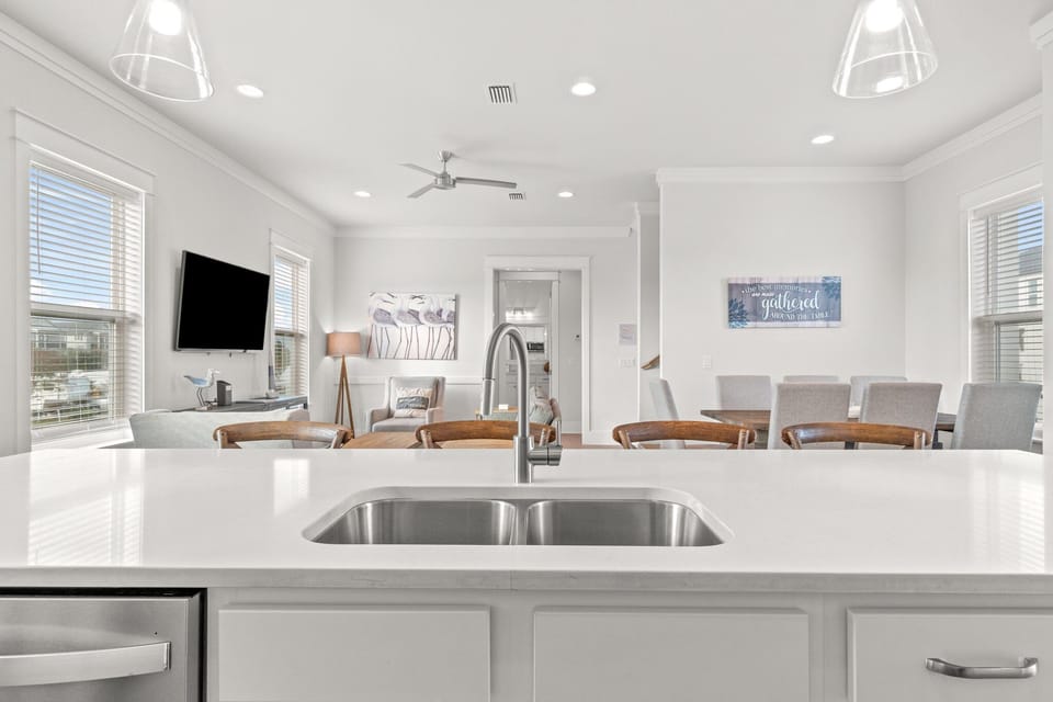 Second Floor Kitchen - Bar Seating