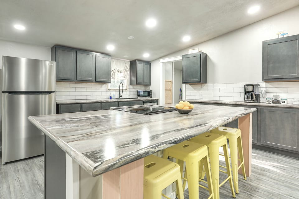 Kitchen | Breakfast Bar | Cooking Basics | Drip Coffee Maker