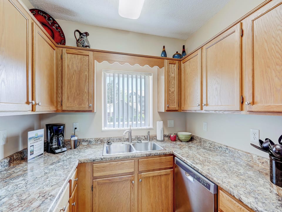 Whispering Pines 224 Three Bedroom Sleeps 8