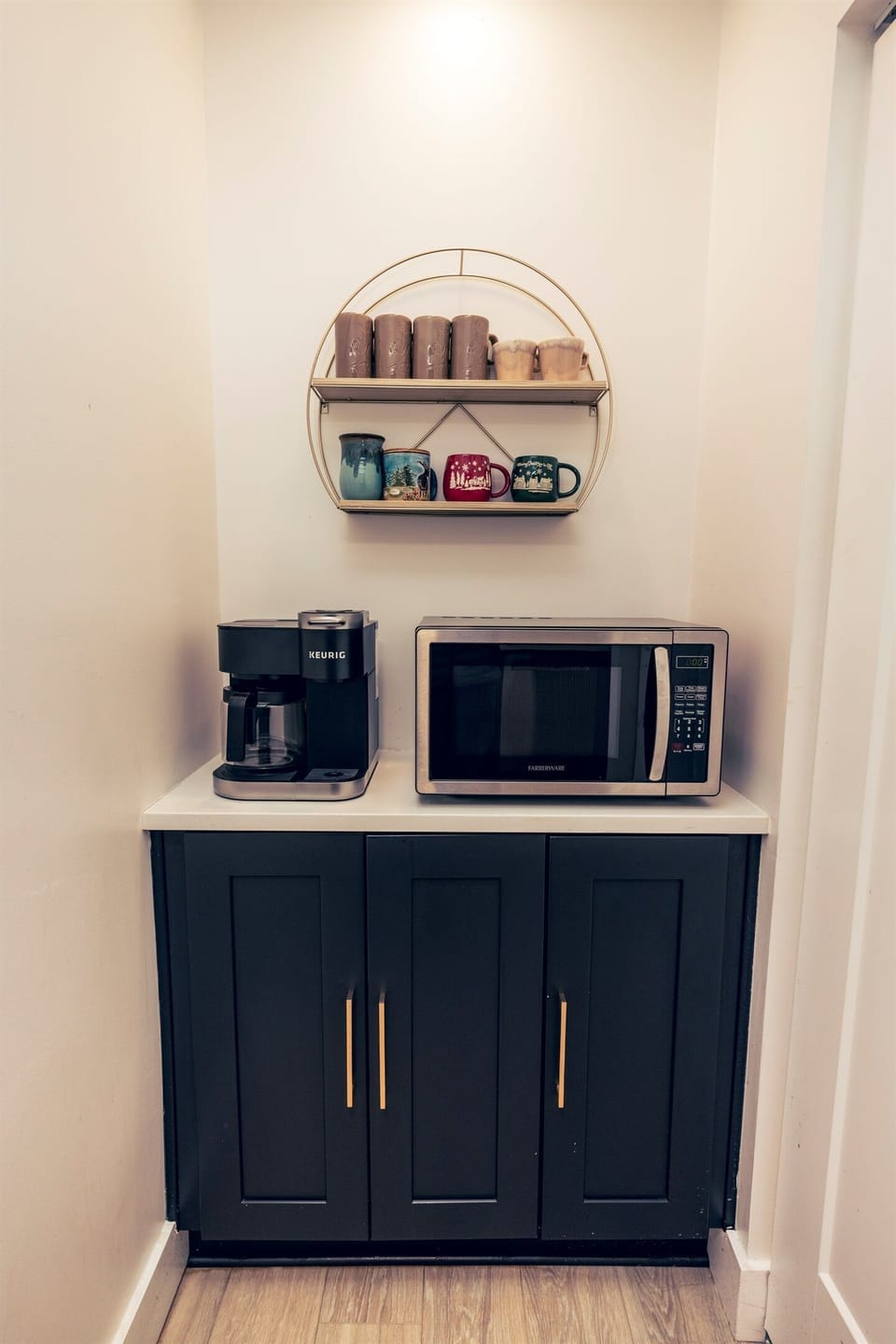 Convenient coffee station ready for your morning cup while watching deer feed and roam the property.