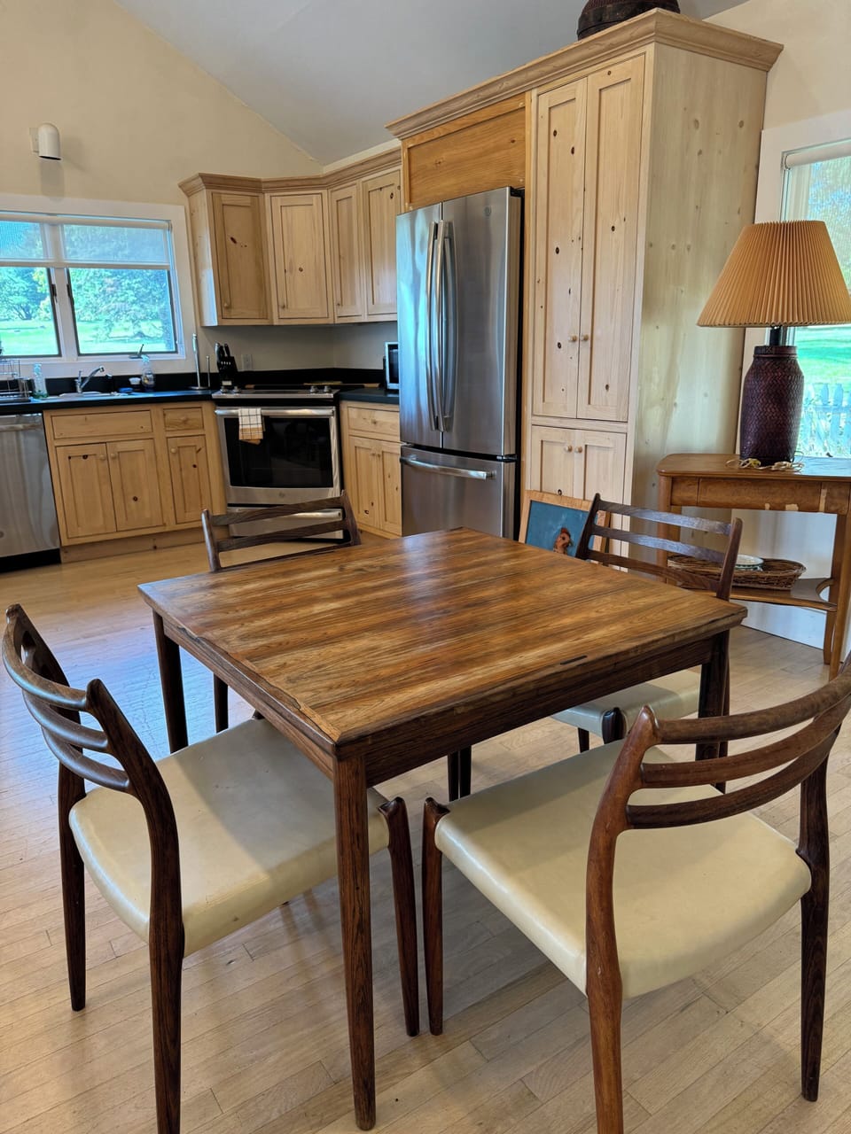 Breakfast table