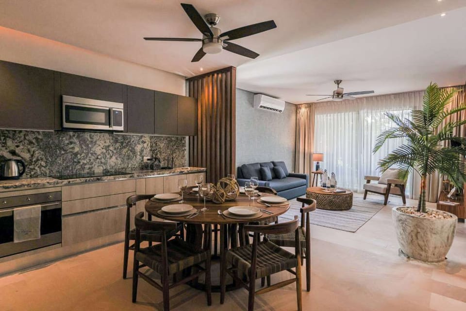 Comedor, cocina y sala