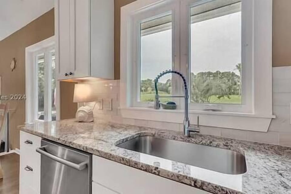 Kitchen (2)