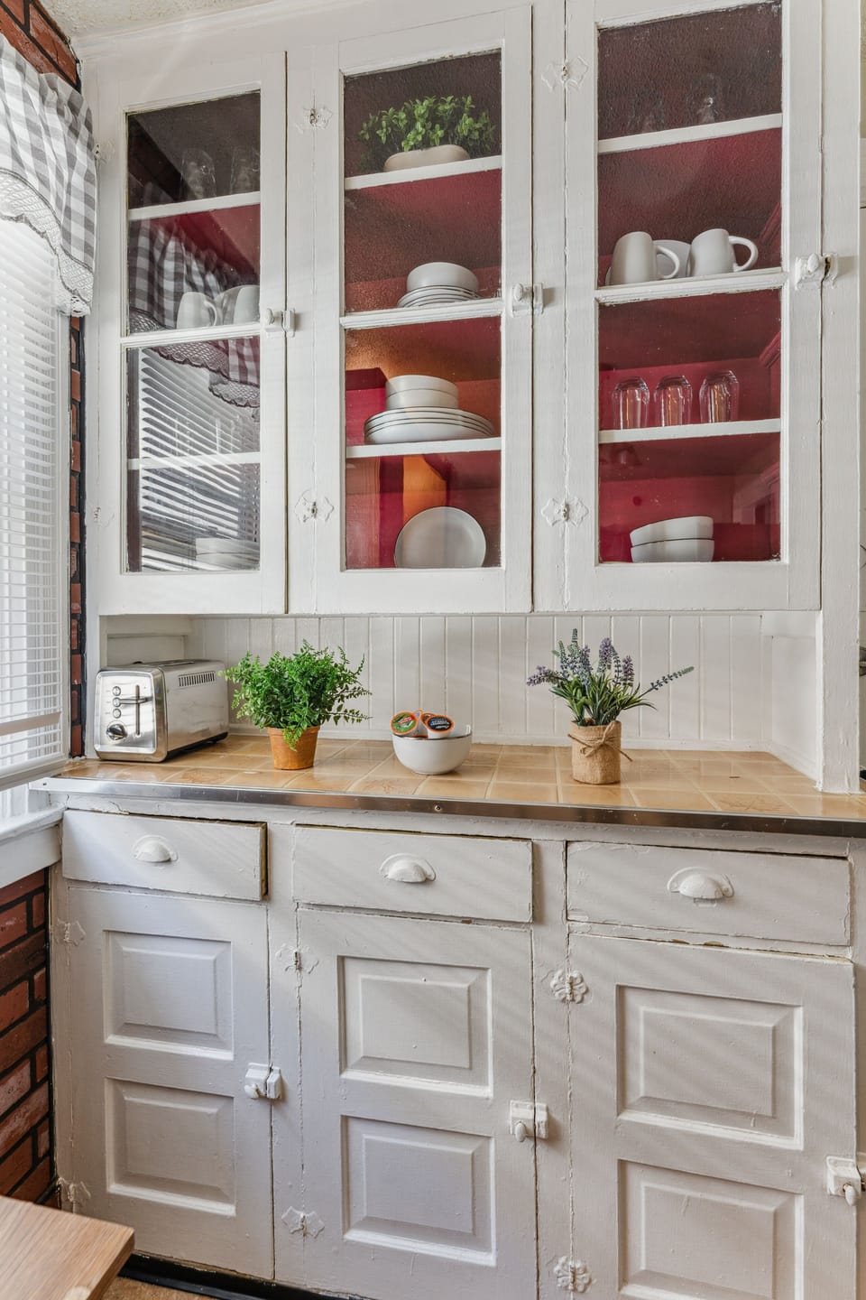 Indoors, Cupboard, Furniture, Cabinet, Kitchen