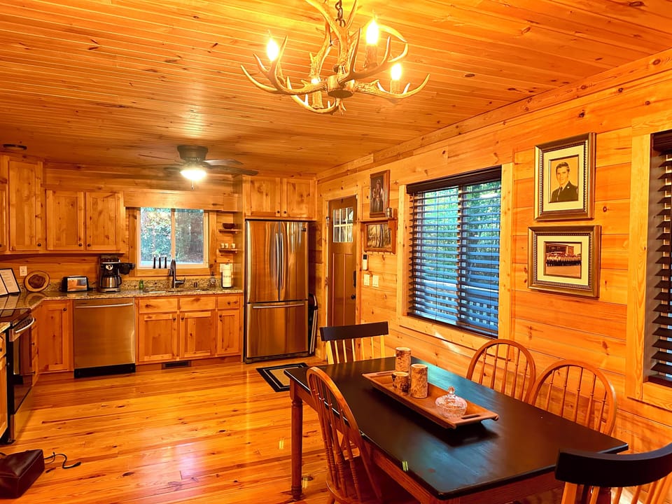 Full kitchen