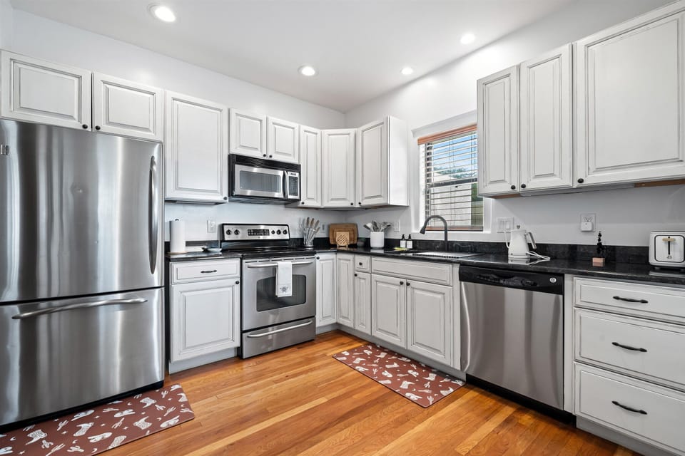 A well equipped kitchen.