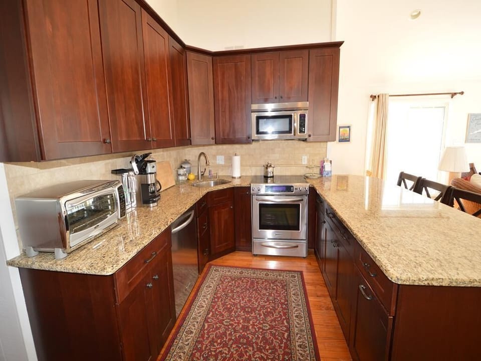 Fully equipped kitchen