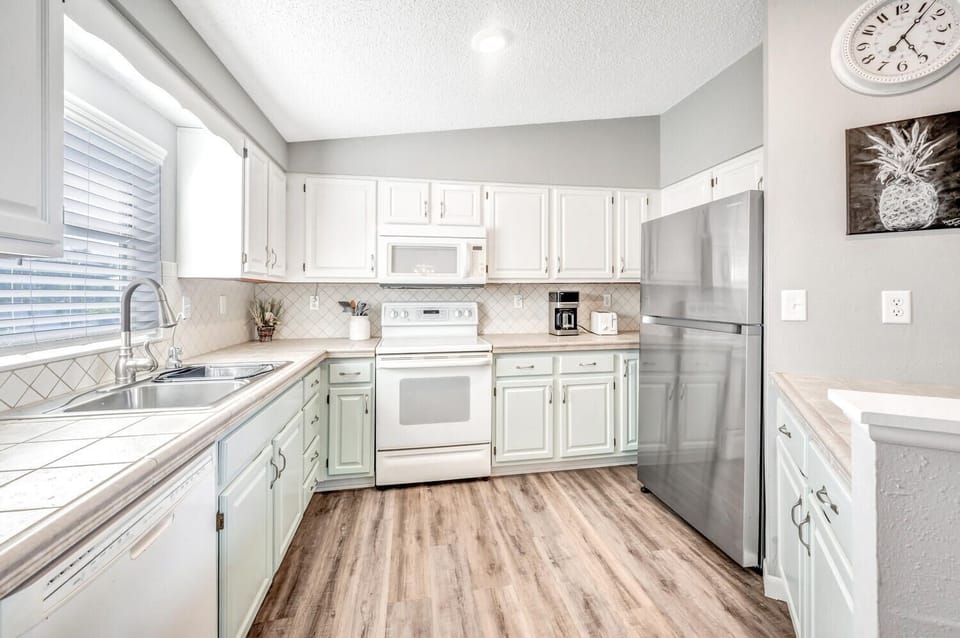 Fully stocked kitchen