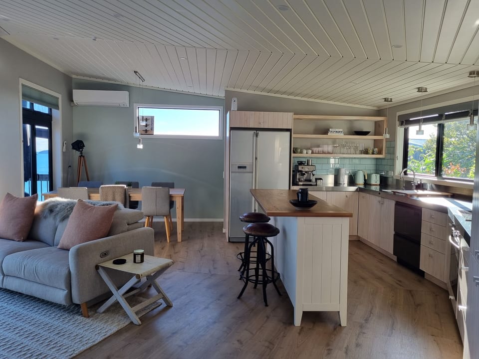 Open Plan Lounge/Dining/Kitchen