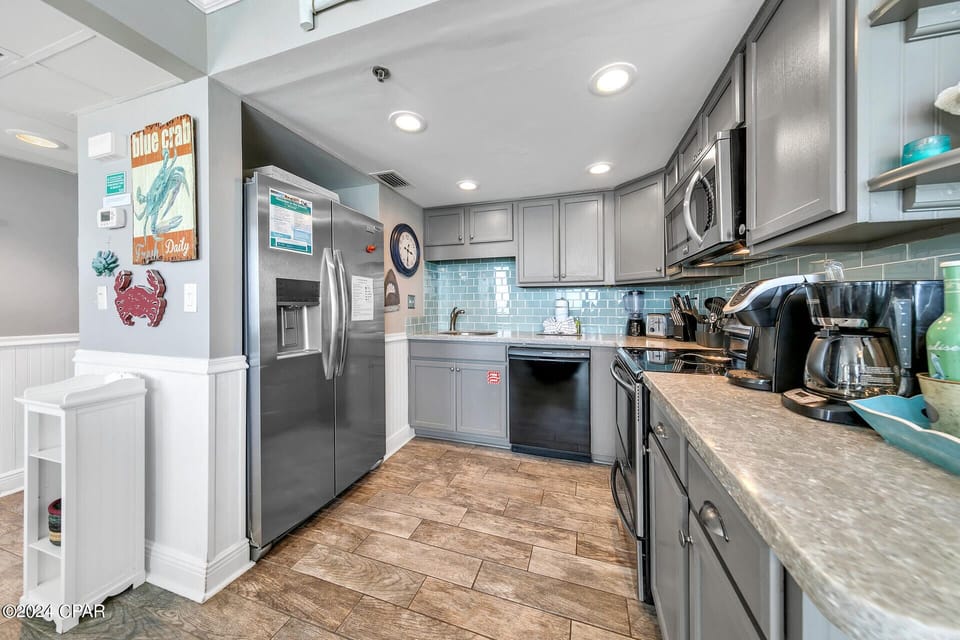 Fully equipped kitchen