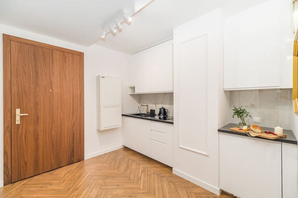 Fully Equipped Kitchen | Book Now with RENTUJEMY