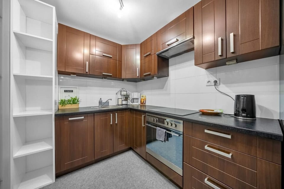 Fully Equipped Kitchen | Book Now with RENTUJEMY
