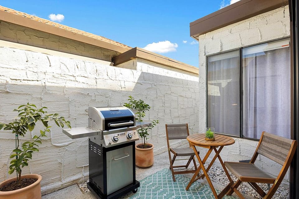 Back patio off dining area with new BBQ grill.