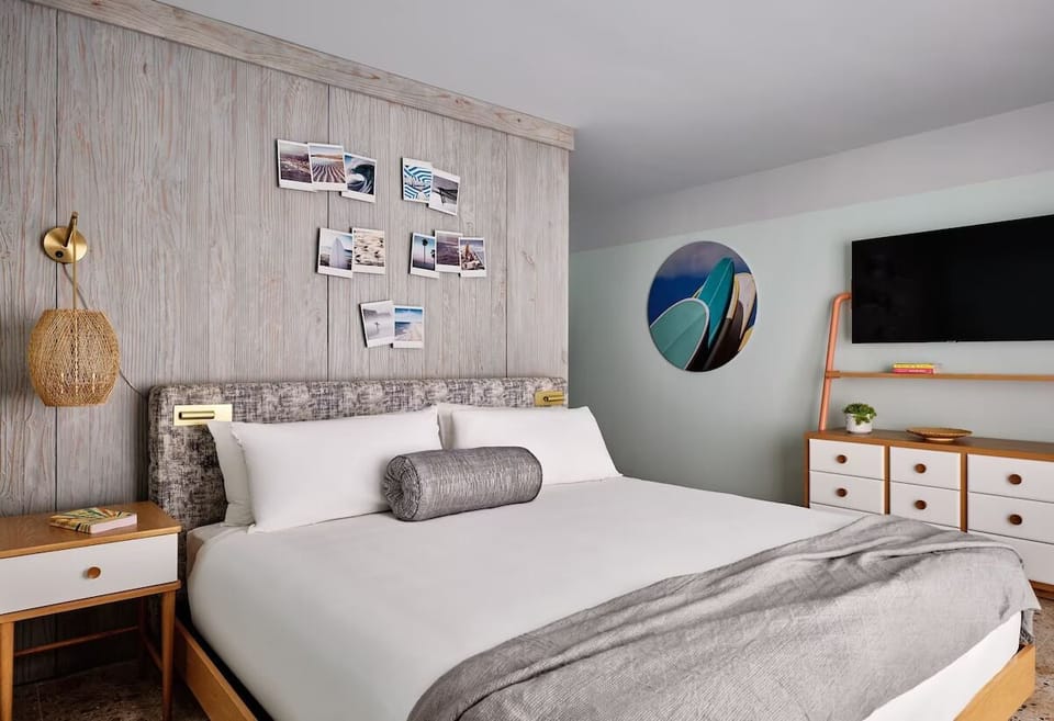 Unit with King size bed