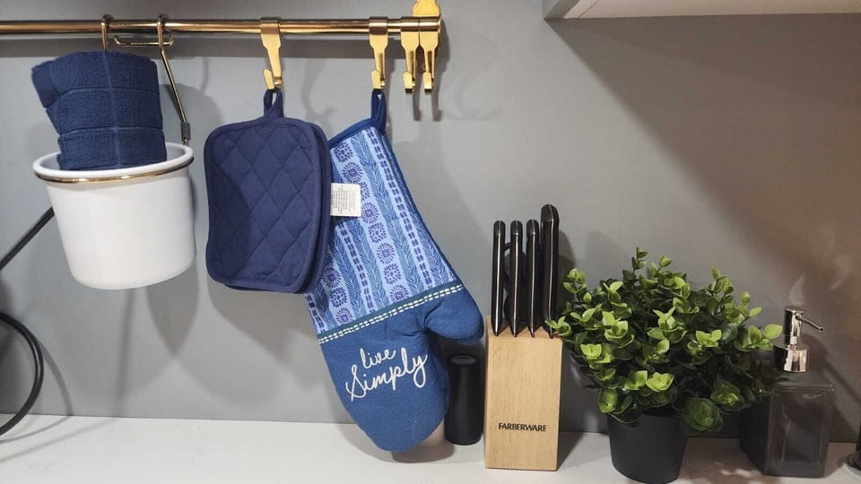 Bathroom amenities