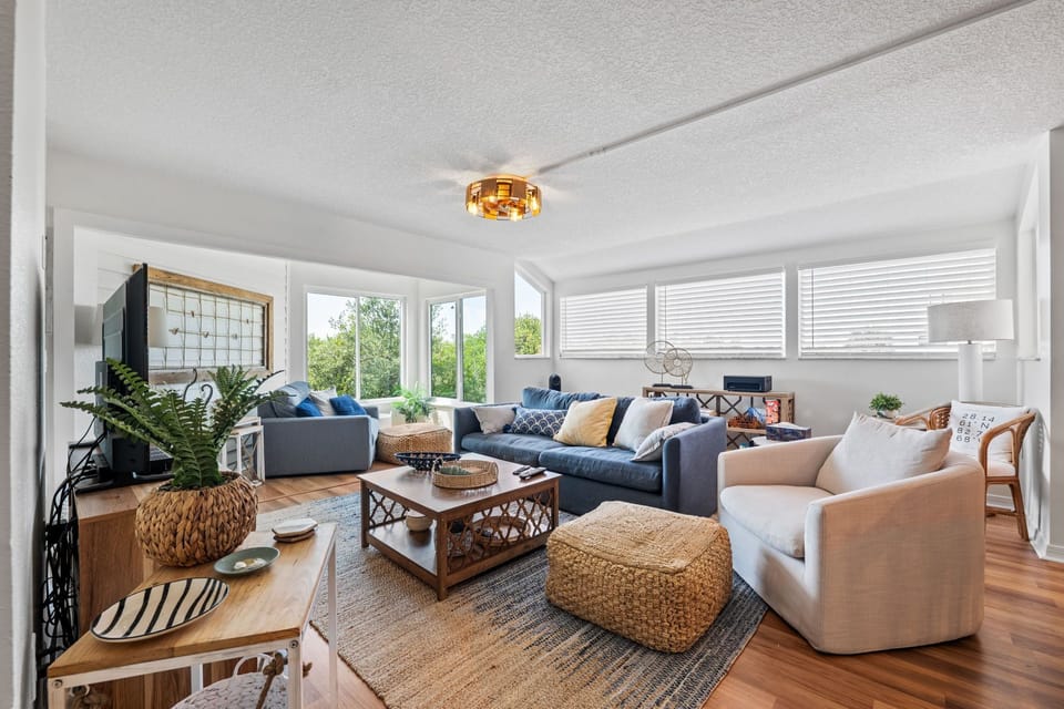 2nd floor living space