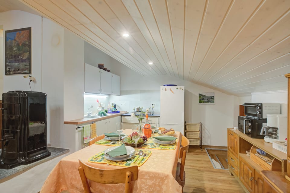 Kitchen and dining area