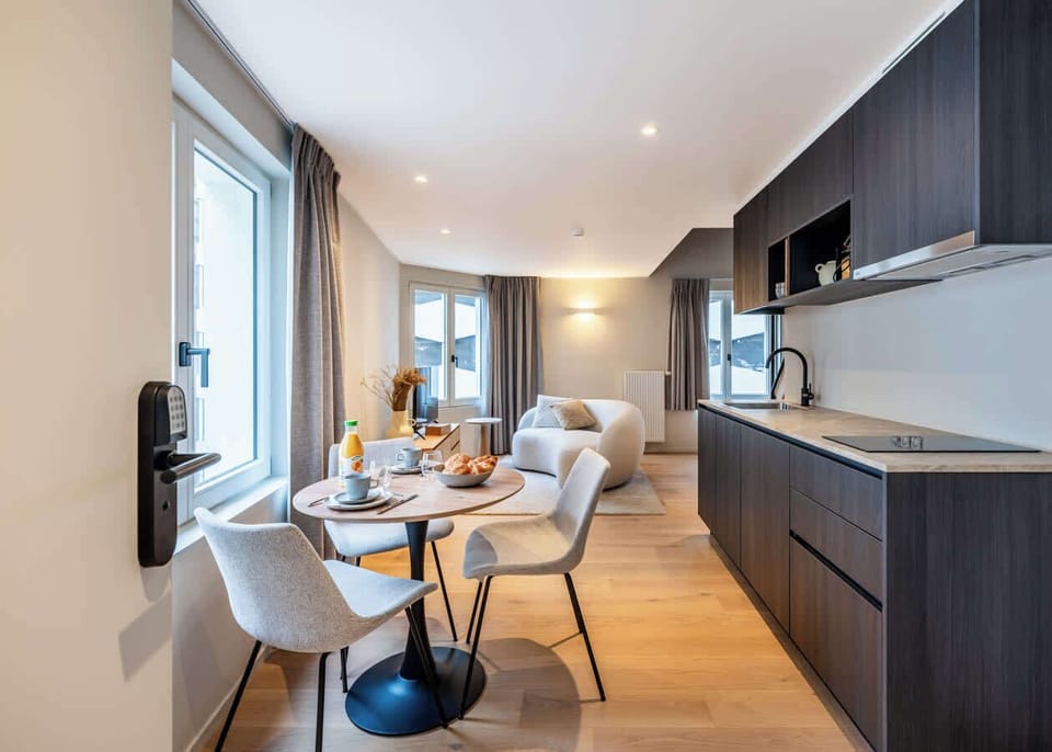 Stylish duplex studio with high-quality materials in the center of Ghent.