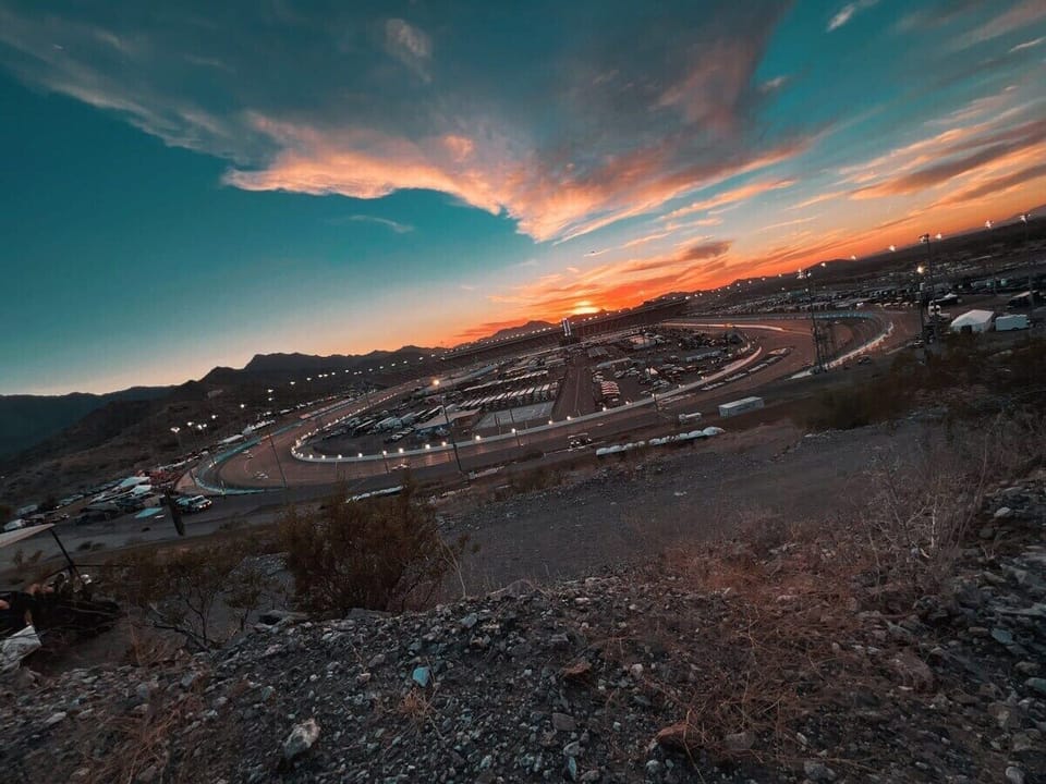 Phoenix Raceway - 9 minutes away!