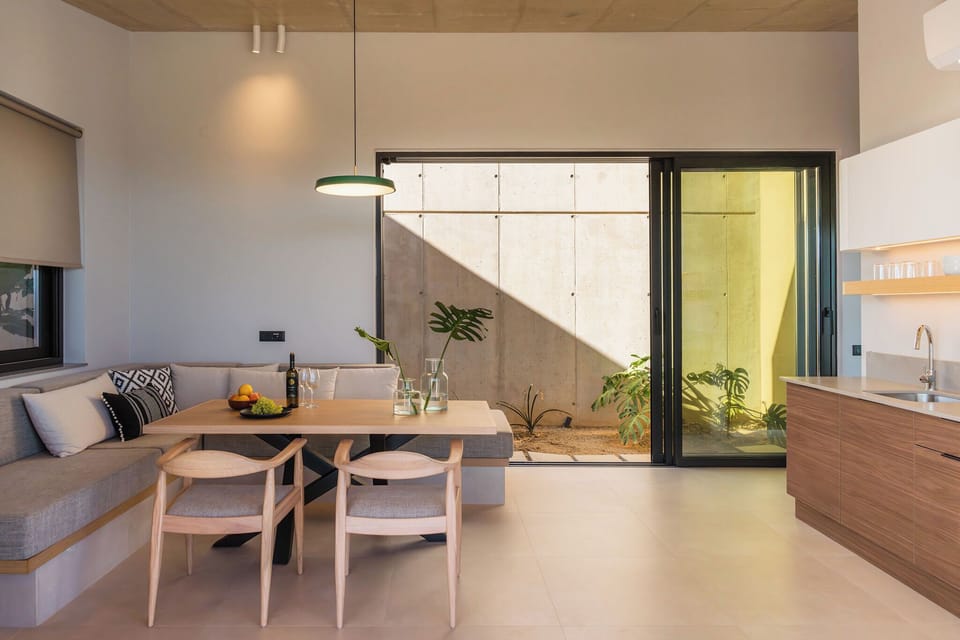 The kitchen is equipped with modern appliances, ensuring a stress-free and self-catered holiday