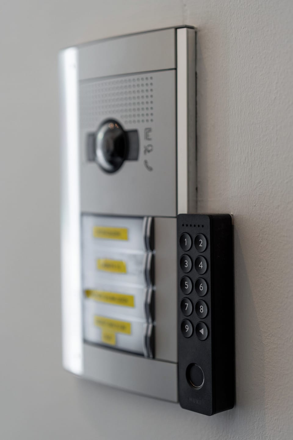 Moneta 1.0 - Self Check In Facilities