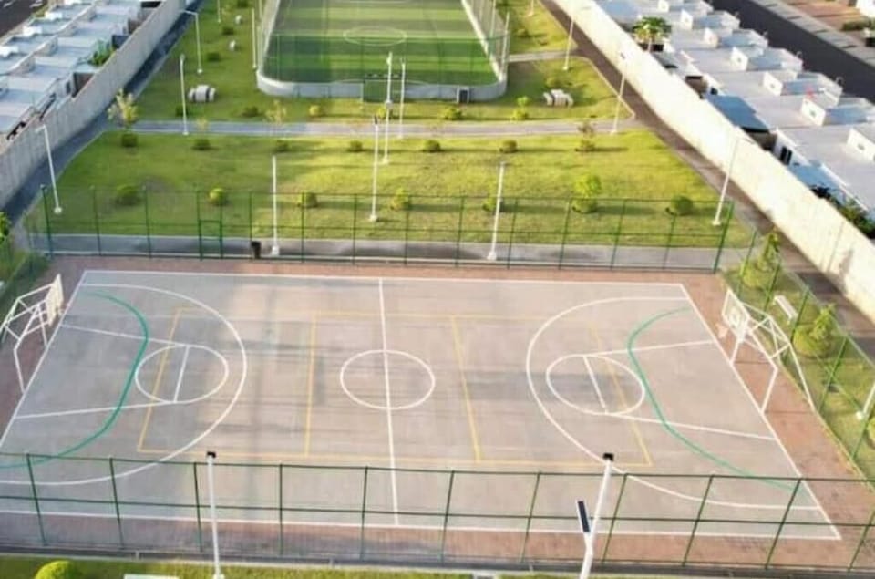 Sport court