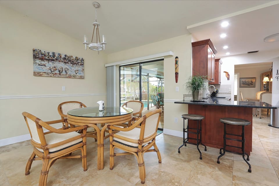 Breakfast Nook