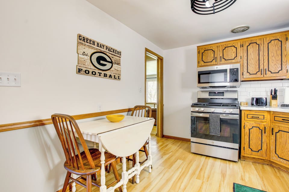 Dining Table | 1st Floor | Dishware/Flatware