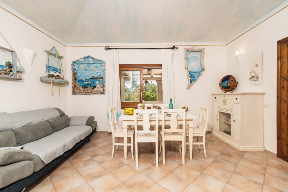 Living and dining room