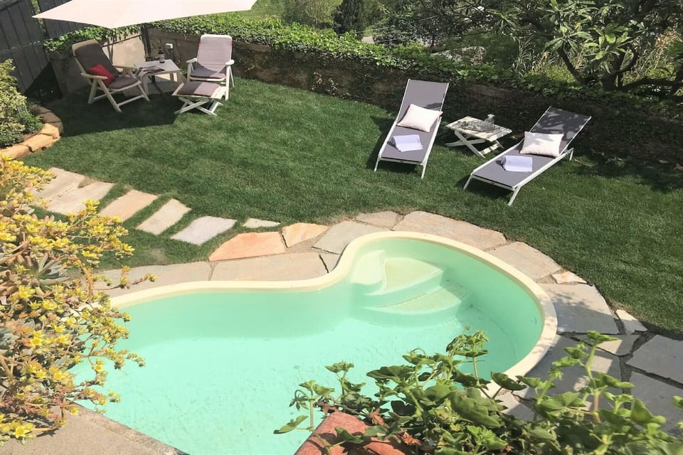 Holiday Home Swimming Pool