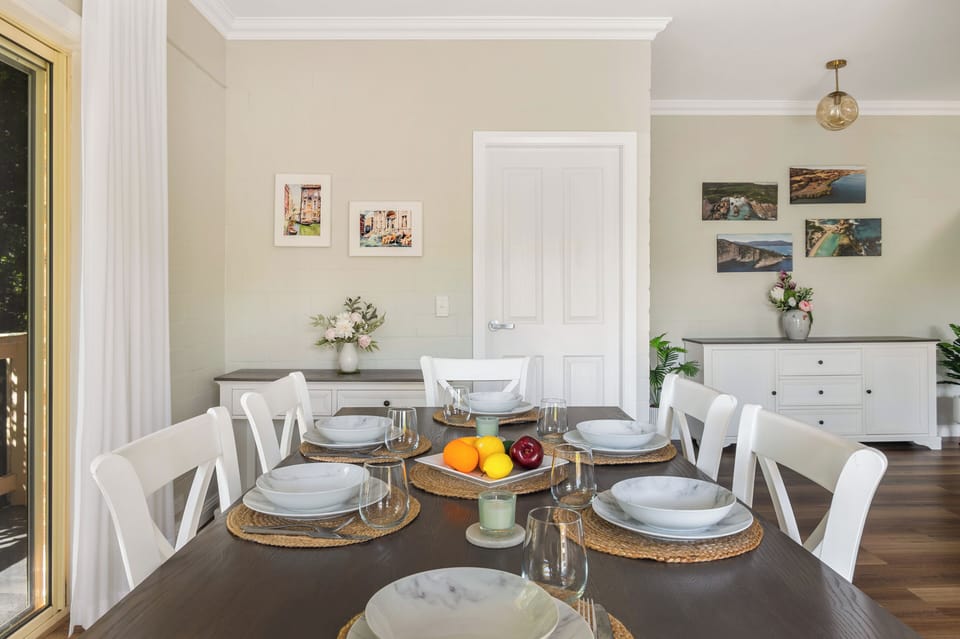 Dining 3