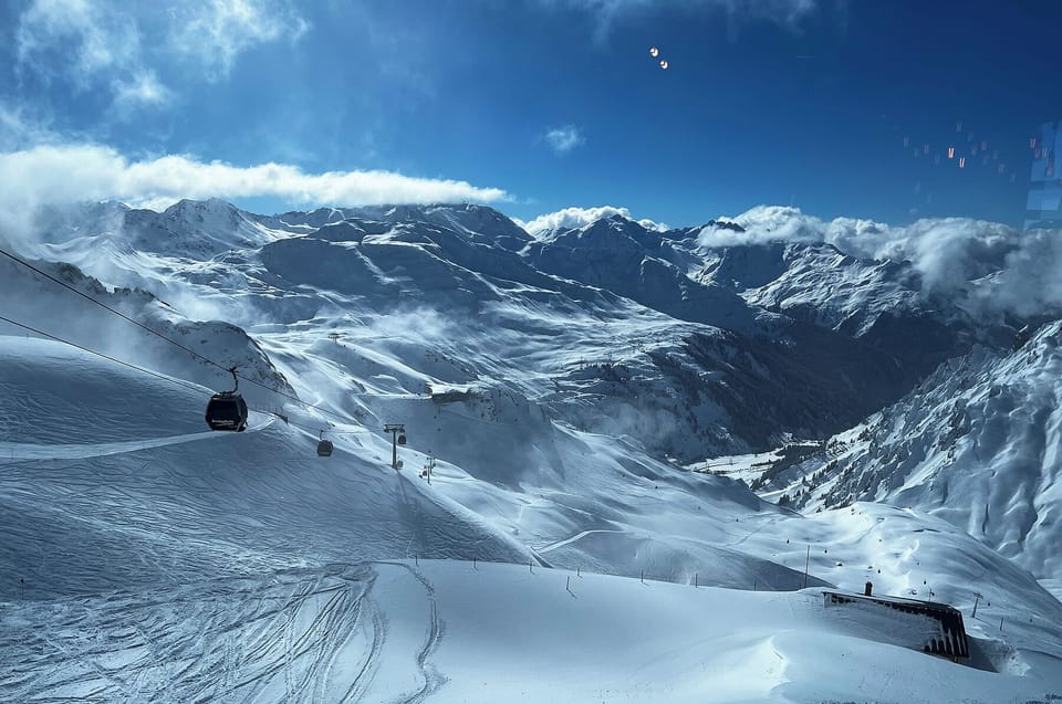 Snow and ski sports