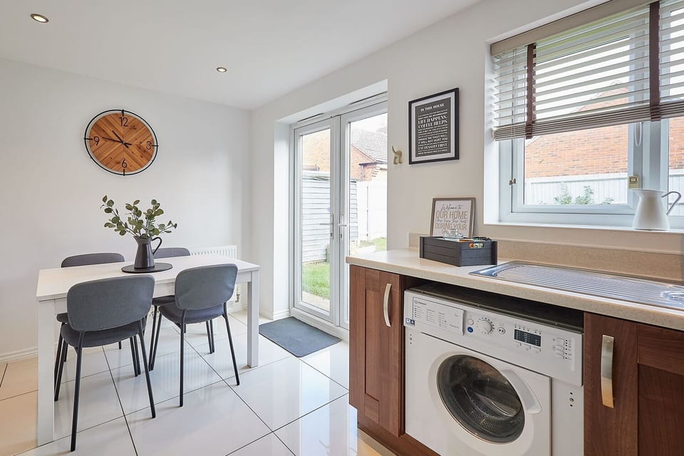Polwell Road, Kibworth Harcourt - Host & Stay