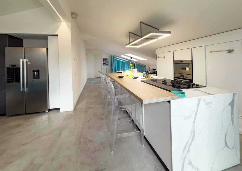Kitchen Counter with Stools