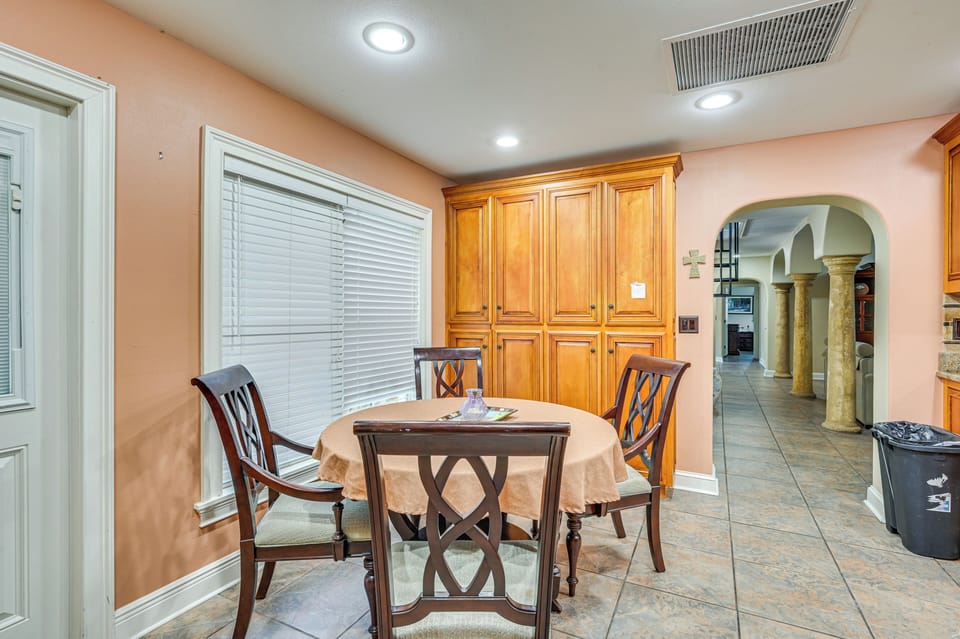 Dining Nook