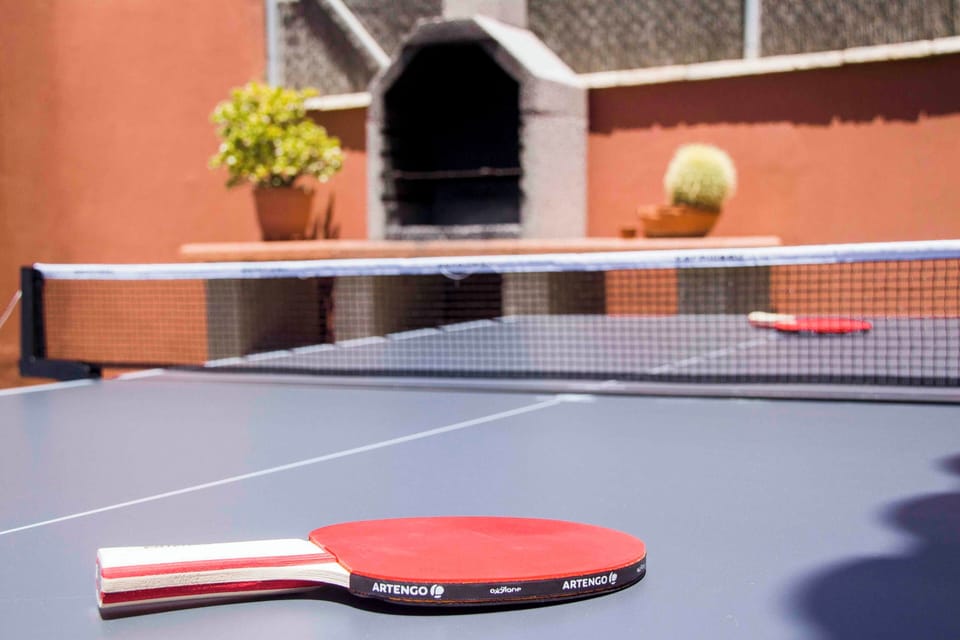 Pool tennis