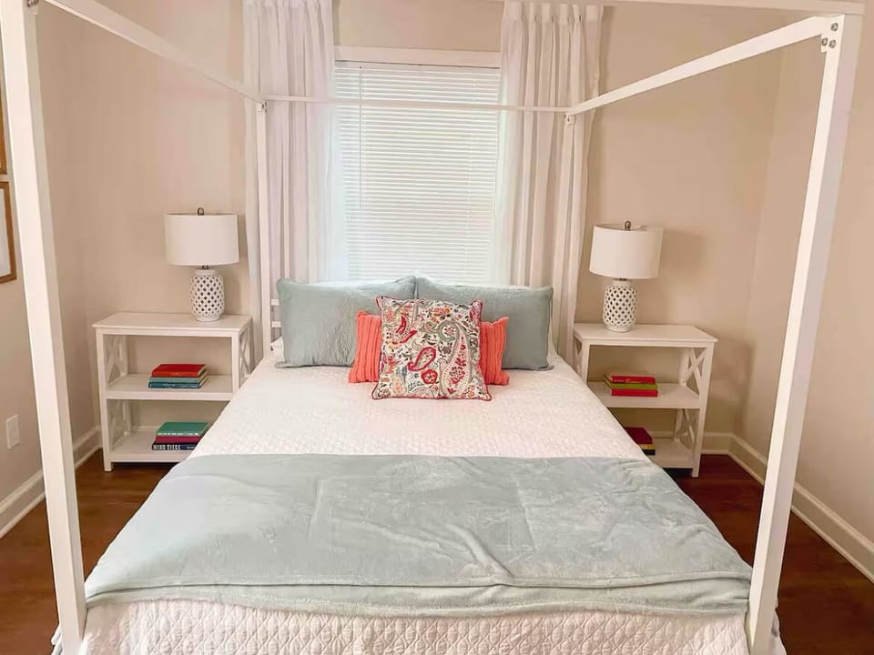 Queen size bed