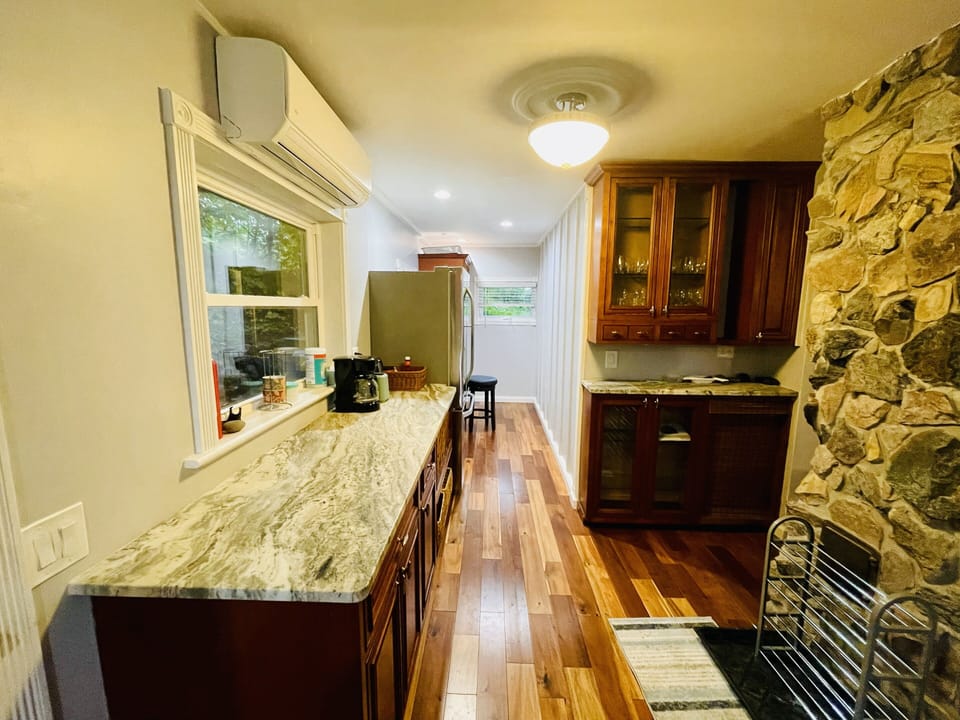 Breakfast Bar