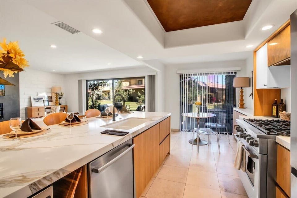 Step into a chef’s paradise in this modern kitchen, where functionality meets style. Equipped with stainless steel appliances, sleek countertops, and ample cabinet space, it invites you to cook and gather with friends and family.