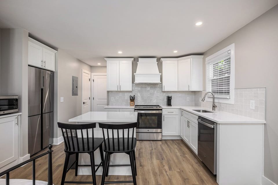 Studio - Fully-equipped kitchen.